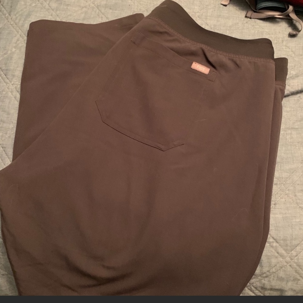 Women’s Figs Scrub Pants